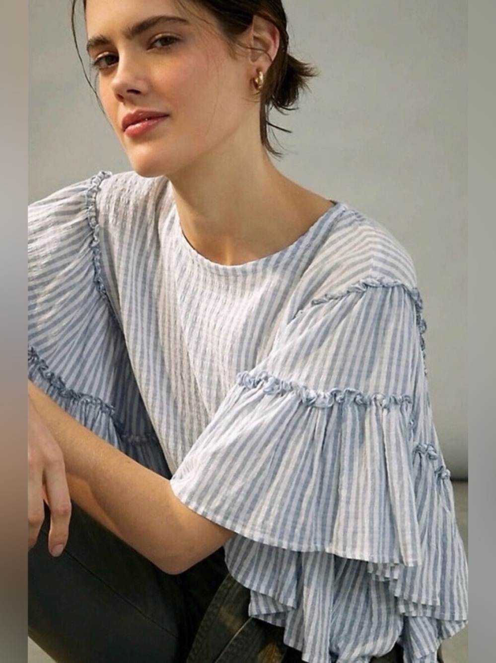 ANTHROPOLOGIE Pilero Sybil Ruffle Sleeve Blouse
Flowy Tiered Sleeve Tie Back